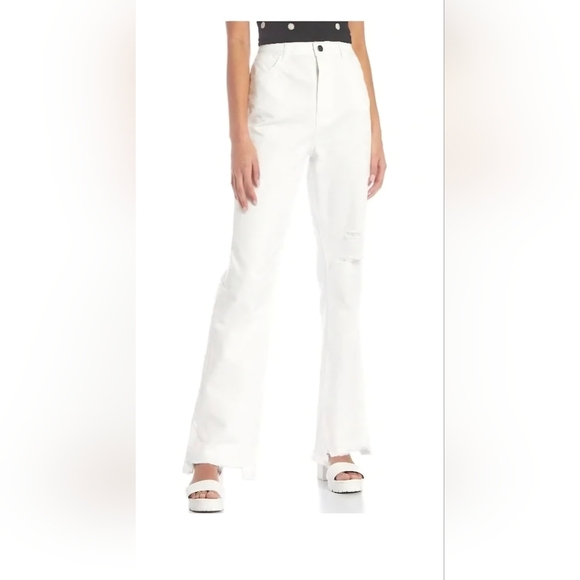 Gianni Bini Denim - Giani Bini (GB) Mid Rise Distressed Flare Jean- Size 9- NWOT 🤍